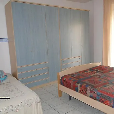 Apartment Lungomare Centrale *