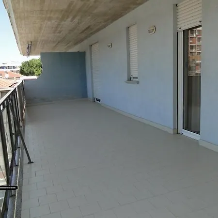 Lungomare Centrale Apartment Roseto Degli Abruzzi