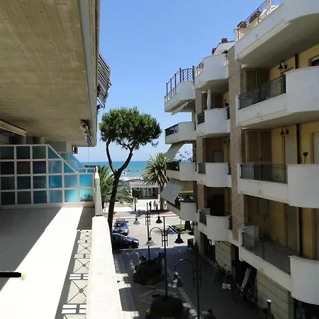 Apartment Lungomare Centrale